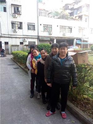 雞蛋連鎖店土大媽參加與會議的同事