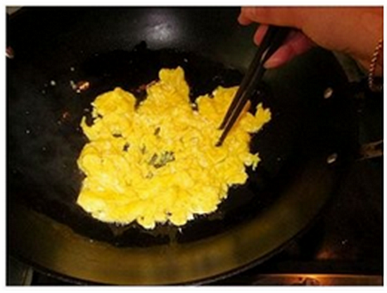 土雞蛋土大媽的烹飪方法介紹